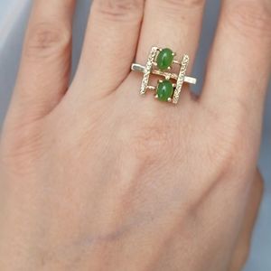 Jade Ring 10K Ring - Size 6-7 - Vintage